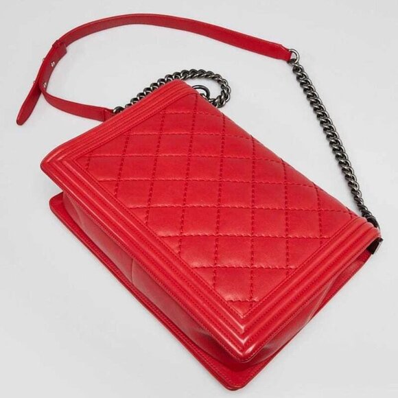 Chanel Red Diamond Stitch Calfskin Leather Large Boy Bag - Picture 9 of 10